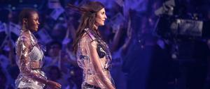 Alles schick, alles schön? Kandidatinnen der Pro-Sieben-Show "Germany's Next Topmodel" auf dem Laufsteg.
