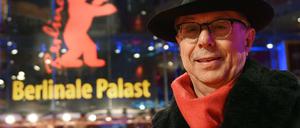 Ein Mann, ein Schal. Die Farben mögen sich wandeln, Dieter Kosslick (hier 2016) bleibt derselbe.