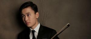 Der 2001 in Stockholm geborene Geiger Daniel Lozakovich.