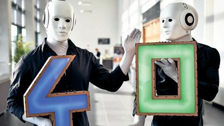 Die digitale Revolution könnte industrielle Produktion zurück nach Deutschland holen, wenn die Politik die Weichen richtig stellt.