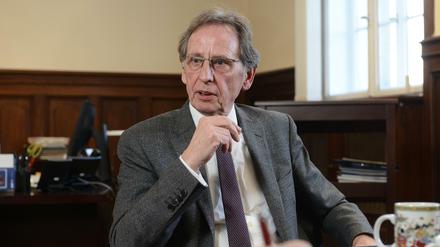 Generalstaatsanwalt Ralf Rother in seinem Büro im Kammergericht, Berlin. Nun geht er in Pension.