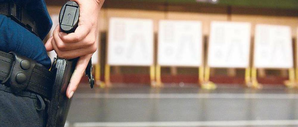 Eine Aufgabe für den oder die neue Präsidentin: Viele Schießstände der Berliner Polizei sind marode und machen krank.