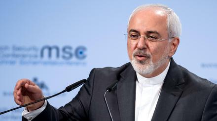 Mohammed Dschawad Sarif, Außenminister von Iran, spricht während der 54. Münchner Sicherheitskonferenz. 