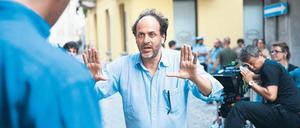 Der italienische Regisseur Luca Guadagnino, Jahrgang 1971, am Set.