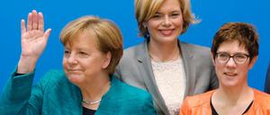 Angela Merkel, Julia Klöckner, Annegret Kramp-Karrenbauer, alle drei CDU, alle drei reden mit über die Zukunft ihrer Partei.