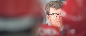 Beste Laune. Flughafenchef Engelbert Lütke Daldrup präsentierte die Baustelle in Schönefeld am Mittwoch mit einem Schuss Ironie. 