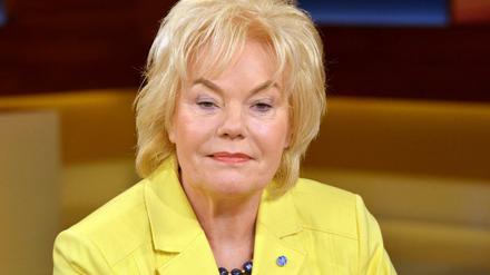Erika Steinbach gibt den Vorsitz der Stiftung auf eigenen Wunsch ab.