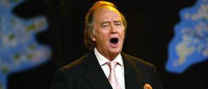 Kollo bei einem Konzert im Jahr 2004.