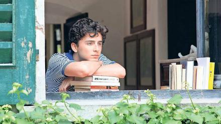 Der 17-jährige Elio (Timothée Chalamet) hat sich in den Assistenten seines Vaters verliebt. 
