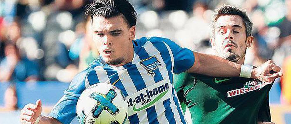 Hart am Mann. Rekik bringt alles mit, was ein guter Innenverteidiger braucht.