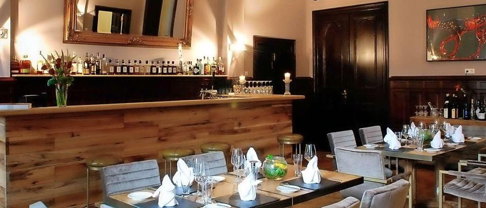 Restaurant Schloss Reichenau. Das 1900 nordöstlich von Strausberg erbaute Herrenhaus wurde nach der Wende als Hochzeitsort beliebt.