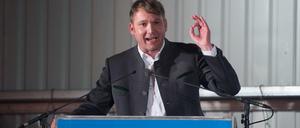 Feiert den Beschluss: André Poggenburg, Vorsitzender der AfD in Sachsen-Anhalt (Archivbild). 