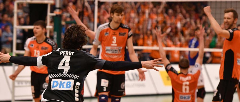 In der Vorsaison jubelten die Volleys im Bundesliga-Finale gegen Friedrichshafen. Jetzt treffen die beiden Teams in der Champions League aufeinander. 