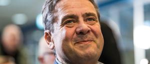 Der geschäftsführende Außenminister Sigmar Gabriel bei einer SPD-Regionalkonferenz.