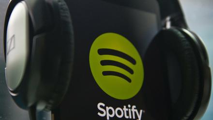 Die App Spotify auf einem iPad. Der weltgrößte Musikstreaming-Dienst startet den lange erwarteten Börsengang.