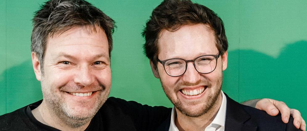 Der Grünen-Europaabgeordnete Jan Philipp Albrecht (rechts) wird Umweltminister in Schleswig-Holstein und übernimmt damit die Nachfolge des neuen Grünen-Vorsitzenden Robert Habeck