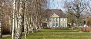Der Garten der Liebermann-Villa vom Wannseeufer aus gesehen.
