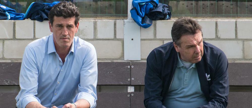 Zwei für die Auswechselbank. Todt (l.) und Bruchhagen werden in Hamburg nicht mehr gebraucht.