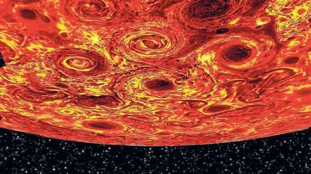 Polarstürme. An den Polen des Jupiters haben die Infrarotsensoren der Raumsonde Juno in der Tiefe der Atmosphäre des Planeten riesige Wirbelstürme gemessen