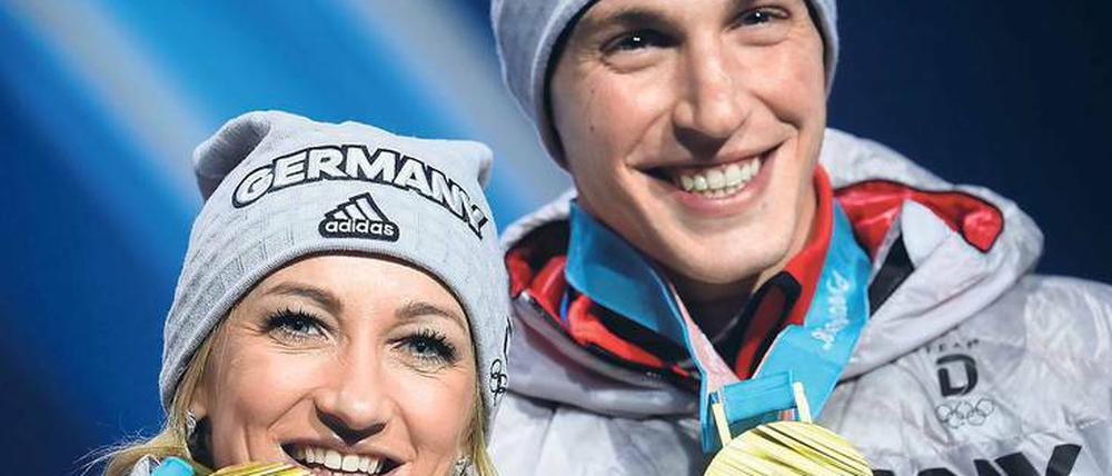 Der Wert des Goldes. Fraglich ist, ob Aljona Savchenko und Bruno Massot jetzt auch mit Werbung groß rauskommen.