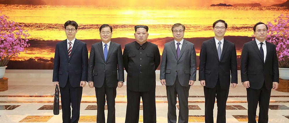 Historisches Treffen zwischen Nordkoreas Diktator Kim Jong Un und Vertretern des südkoreanischen Präsidenten Moon Jae In in Pjöngjang.