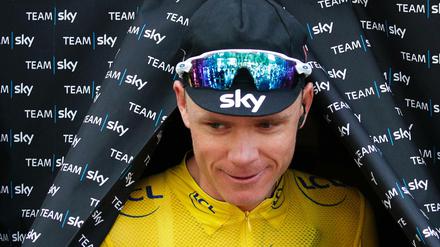 Vorhang auf: Chris Froome bestreitet, gedopt zu haben. Trotz aller Vorwürfe startet er in die neue Saison.
