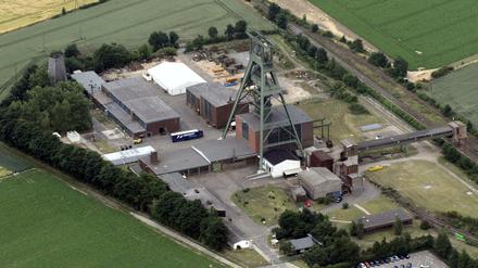 Luftbild des stillgelegten Eisenerz-Bergwerks Schacht Konrad in Salzgitter.