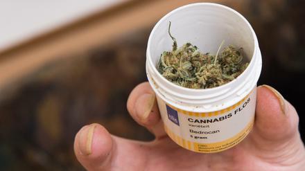 Auf Rezept erhältlich: Cannabis in der Dose. 