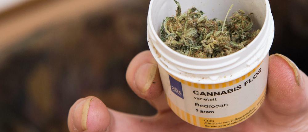 Auf Rezept erhältlich: Cannabis in der Dose.