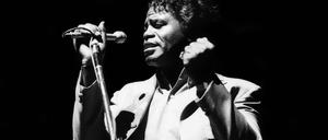 Im "sloopy" traten jede Menge bekannter Namen auf, unter anderem der amerikanische Musiker James Brown.