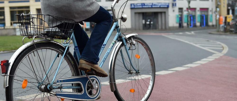 Das Mobilitätsgesetz denke Rad- und Fußverkehr, ÖPNV und Wirtschaftsverkehr zusammen, so Antje Kapek (Grüne).