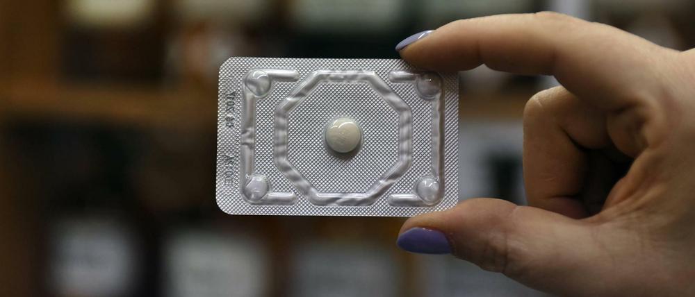 Die "Pille danach" kann ungewollte Schwangerschaft verhindern - doch aus Sicht der Frauenärzte fehlt es an guter Beratung.