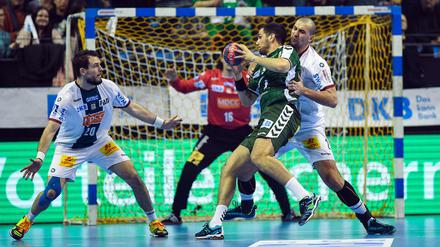 Stipe Mandalinic gibt alles, um sich in Wurfposition zu bringen.
