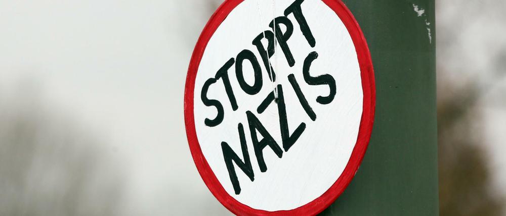 Unternehmen können etwas gegen Mitarbeiter tun, die intolerant sind und hetzen. 