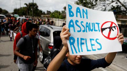 Demonstration für schärfere Waffengesetze in Florida 