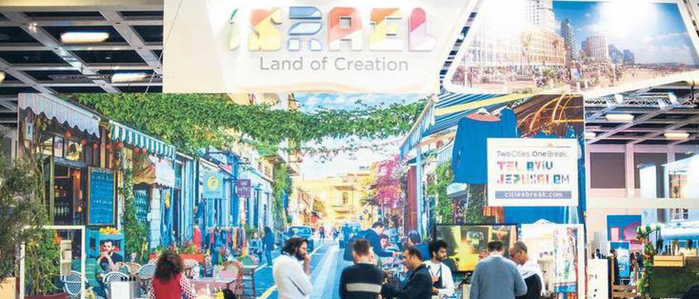 Viel zu sehen, viel zu besprechen. Der Israel-Stand auf der Internationalen Tourismusbörse. 