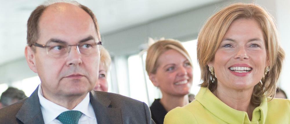 Christian Schmidt (CSU) geht, Julia Klöckner (CDU) kommt. Er sei jetzt ein "freier Mann", sagt Schmidt.