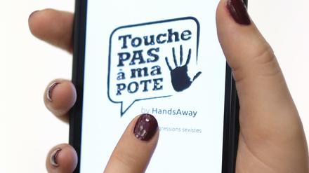 Belästigung anonym per Smartphone melden ist mit der neuen App möglich.