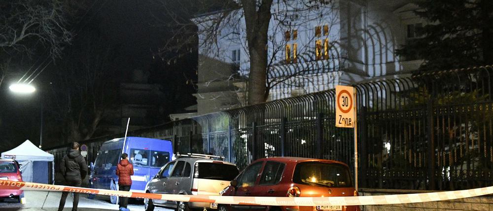 Die iranische Residenz in Wien. Ein Soldat des österreichischen Bundesheeres erschoss hier einen mit einem Messer bewaffneten Mann.