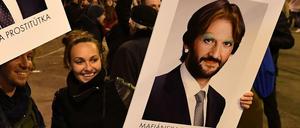 Demonstranten forderten in den vergangenen Tagen den Rücktritt von Innenminister Robert Kalinak