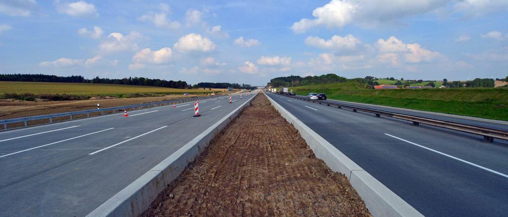  Auch die Sanierung von Autobahnen wird fortgesetzt, fast alle Strecken durch die Mark und nach Berlin sind betroffen.