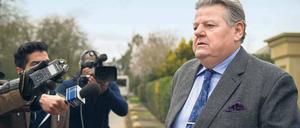 In Erklärungsnot: Die Serie „Ende einer Legende“ über den Fernsehkomiker Paul Finchley (Robbie Coltrane) aus dem Jahr 2016 nimmt vorweg, was mit dem Weinstein-Skandal und der MeToo-Debatte offenbar wurde: die sexistische Machokultur im Showgeschäft. 