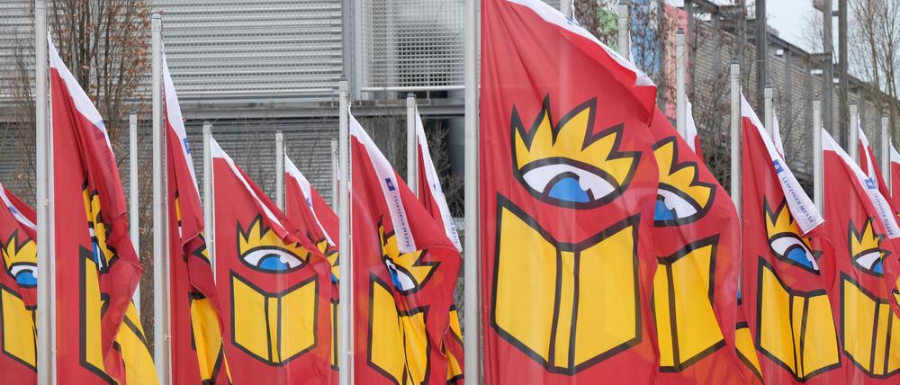 Fahnen mit dem Logo der Leipziger Buchmesse