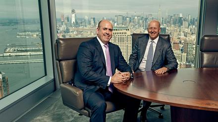 Im goldenen Kampfkäfig. Harvey Schwartz und David Solomon hoch über den Dächern von Manhattan.