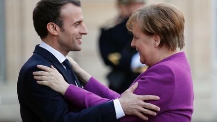 Frankreichs Präsident Emmanuel Macron und Kanzlerin Angela Merkel am Freitag in Paris.
