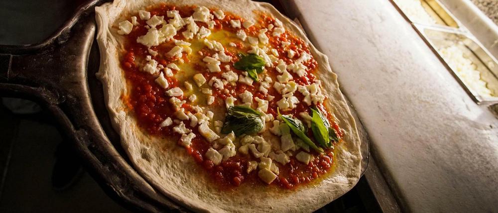 Die Pizza im Original, hier aus Neapel.