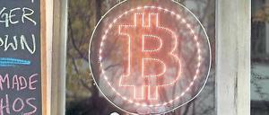 Burger gegen Bitcoin. Mit der Kryptowährung kann man theoretisch auch zahlen wie hier in Kreuzberg. 