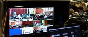 Bildschirm mit BVV-Livestream aus Berlin-Lichtenberg.