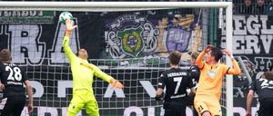 Dreimal musste Yann Sommer hinter sich greifen, doch Gladbach zeigte gute Moral.