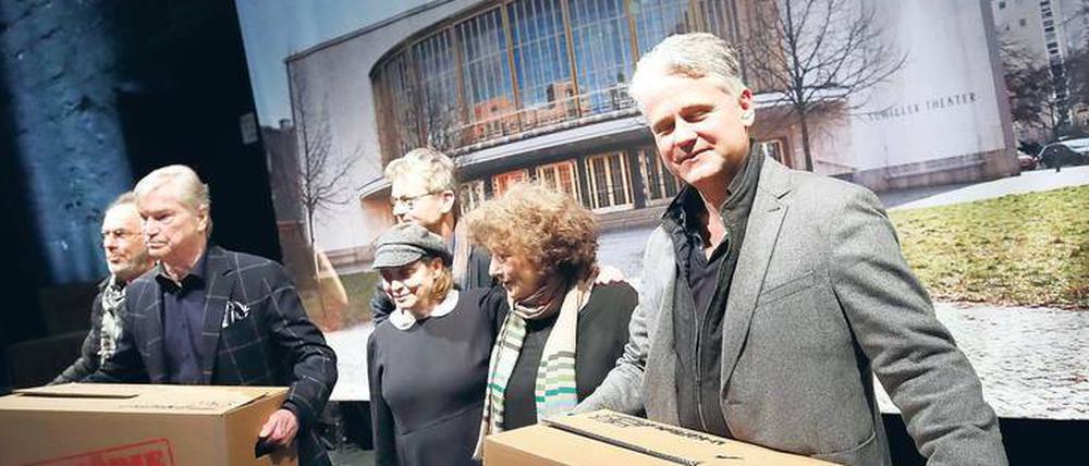 Katharina Thalbach und Martin Woelffer haben bereits die Kartons gepackt für den Umzug ins Schillertheater.